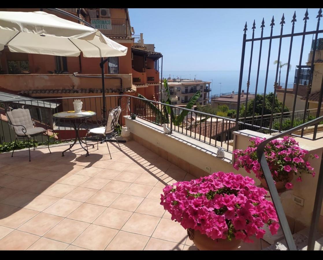 Apartment Marifra Garden Taormina Buitenkant foto